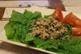 ラープ(ひき肉とハーブのサラダ)